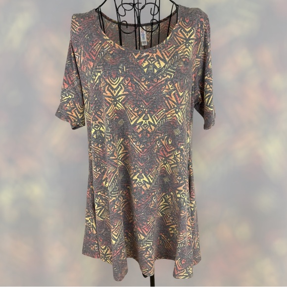 LuLaRoe Perfect T, Size L - Picture 1 of 5